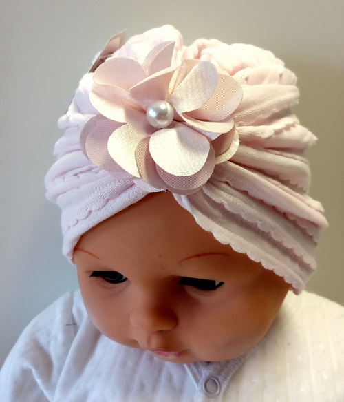 Čiapka / turban bavlnený ružový s kvetom, obv. hlavy 42/44