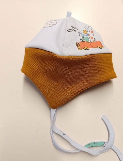 Jarná čiapka pre bábätko horčicová so sv. modrou - viac veľkostí